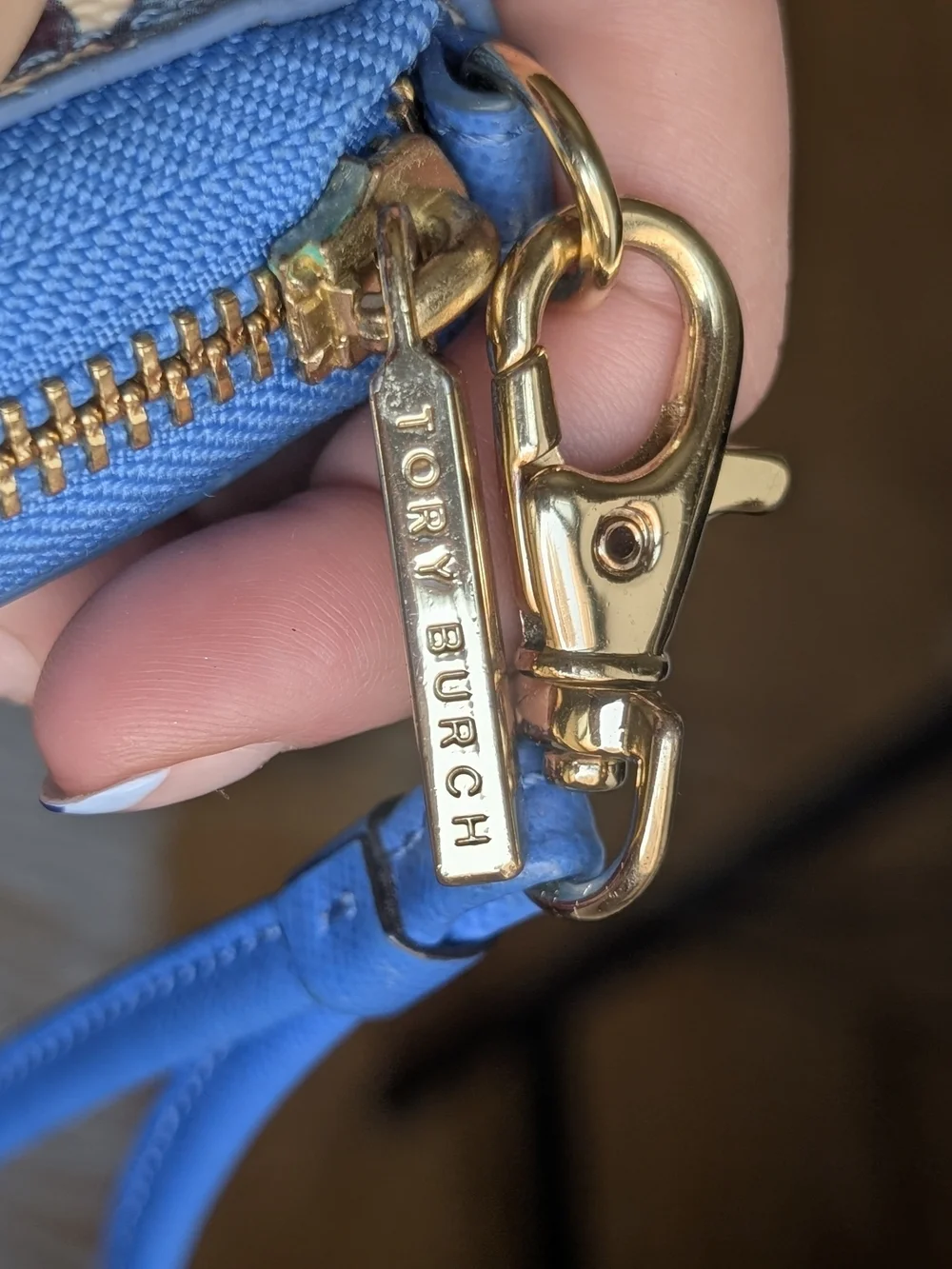 Tory Burch Blue and Cream Patterned Wristlet with Gold Logo